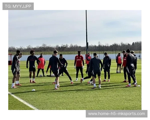 青训是否忽视了球员的言语表达与沟通训练，青训选拔喜欢那种球员